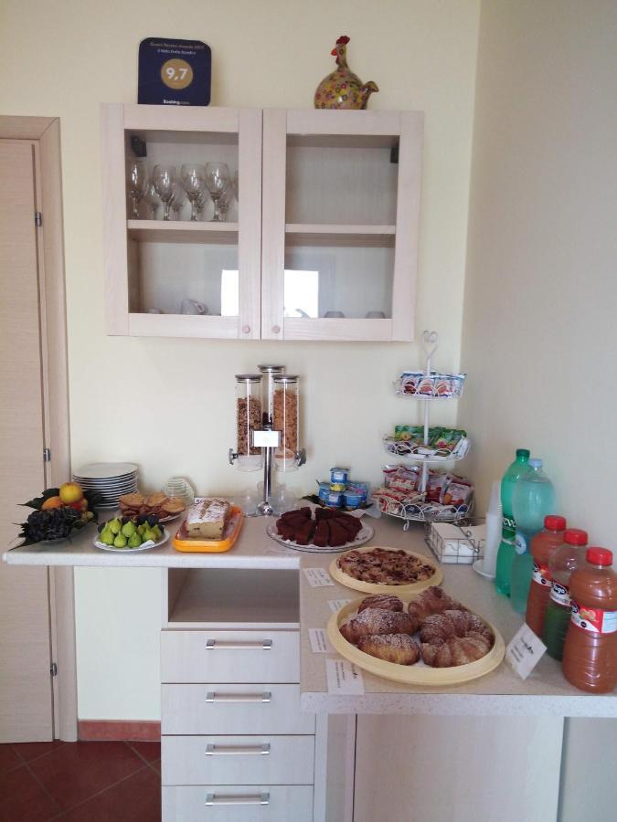 Il Nido Delle Rondini Bed and Breakfast Grottole Exteriör bild