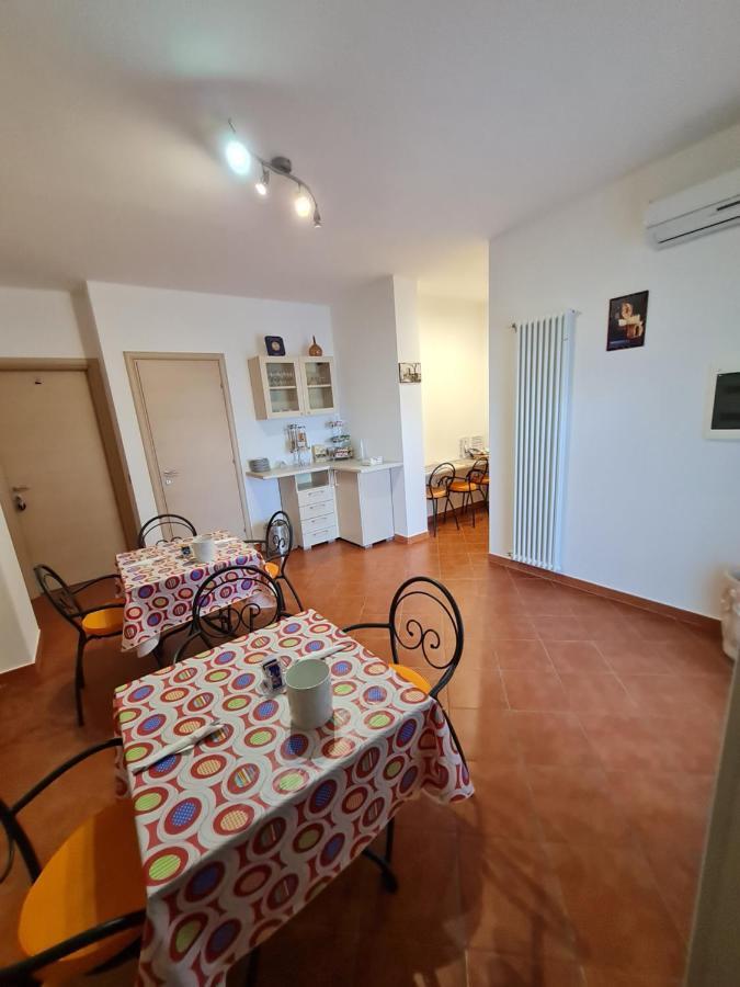 Il Nido Delle Rondini Bed and Breakfast Grottole Exteriör bild