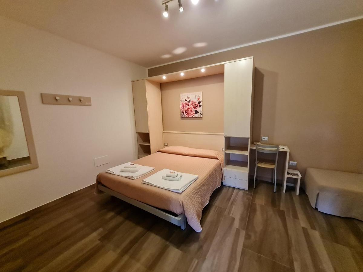 Il Nido Delle Rondini Bed and Breakfast Grottole Exteriör bild